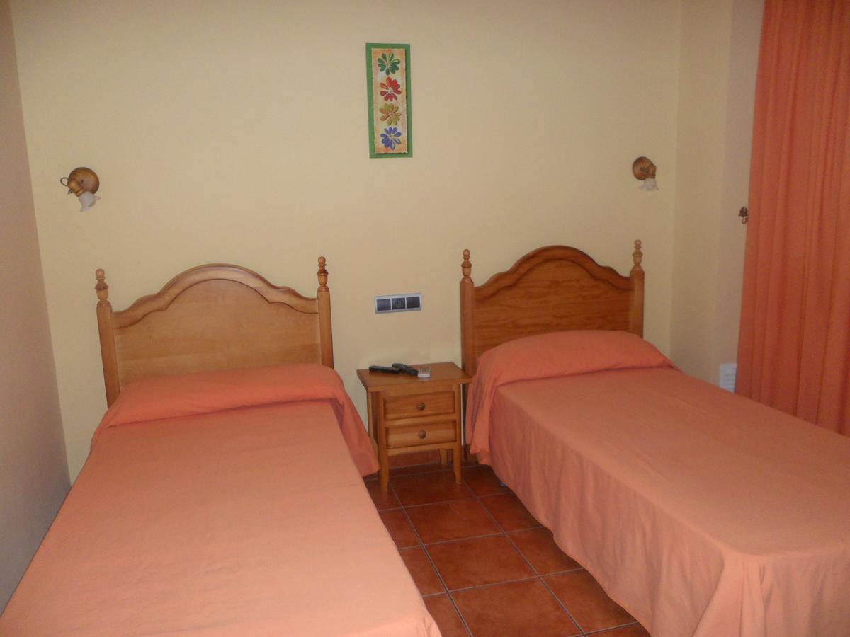 Hotel Rural La Encina Almadén Kültér fotó